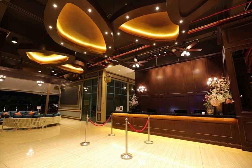 פורט דיקסון Tasik Villa International Resort מראה חיצוני תמונה Lobby