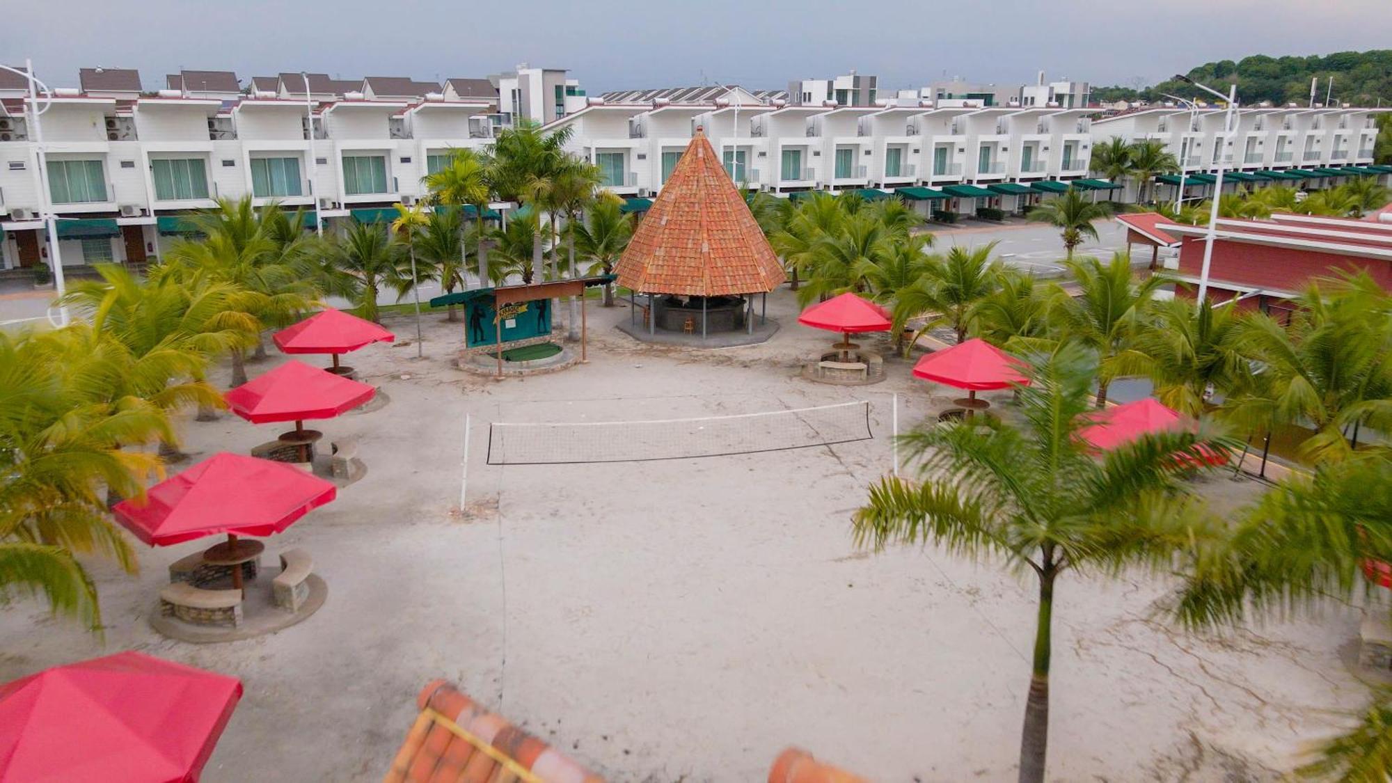 פורט דיקסון Tasik Villa International Resort מראה חיצוני תמונה Beach in La Paz