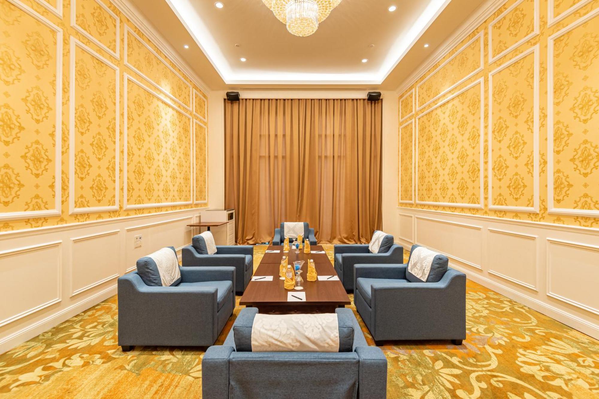 פורט דיקסון Tasik Villa International Resort מראה חיצוני תמונה Meeting room