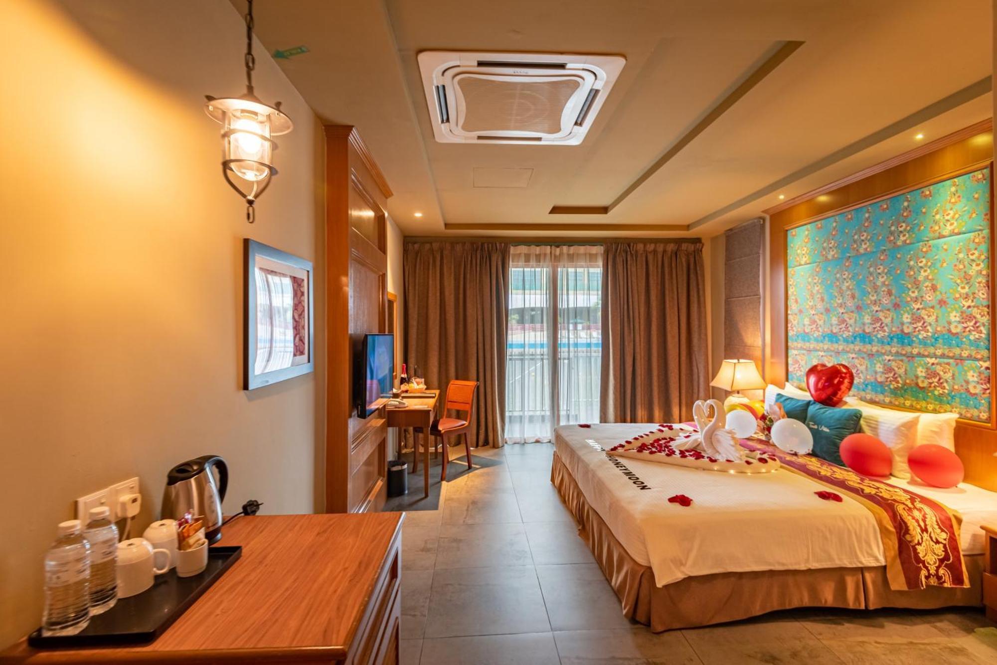 פורט דיקסון Tasik Villa International Resort מראה חיצוני תמונה Deluxe Room