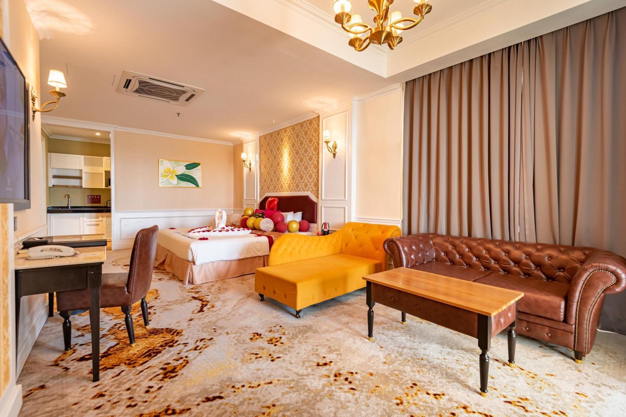 פורט דיקסון Tasik Villa International Resort מראה חיצוני תמונה Suite room