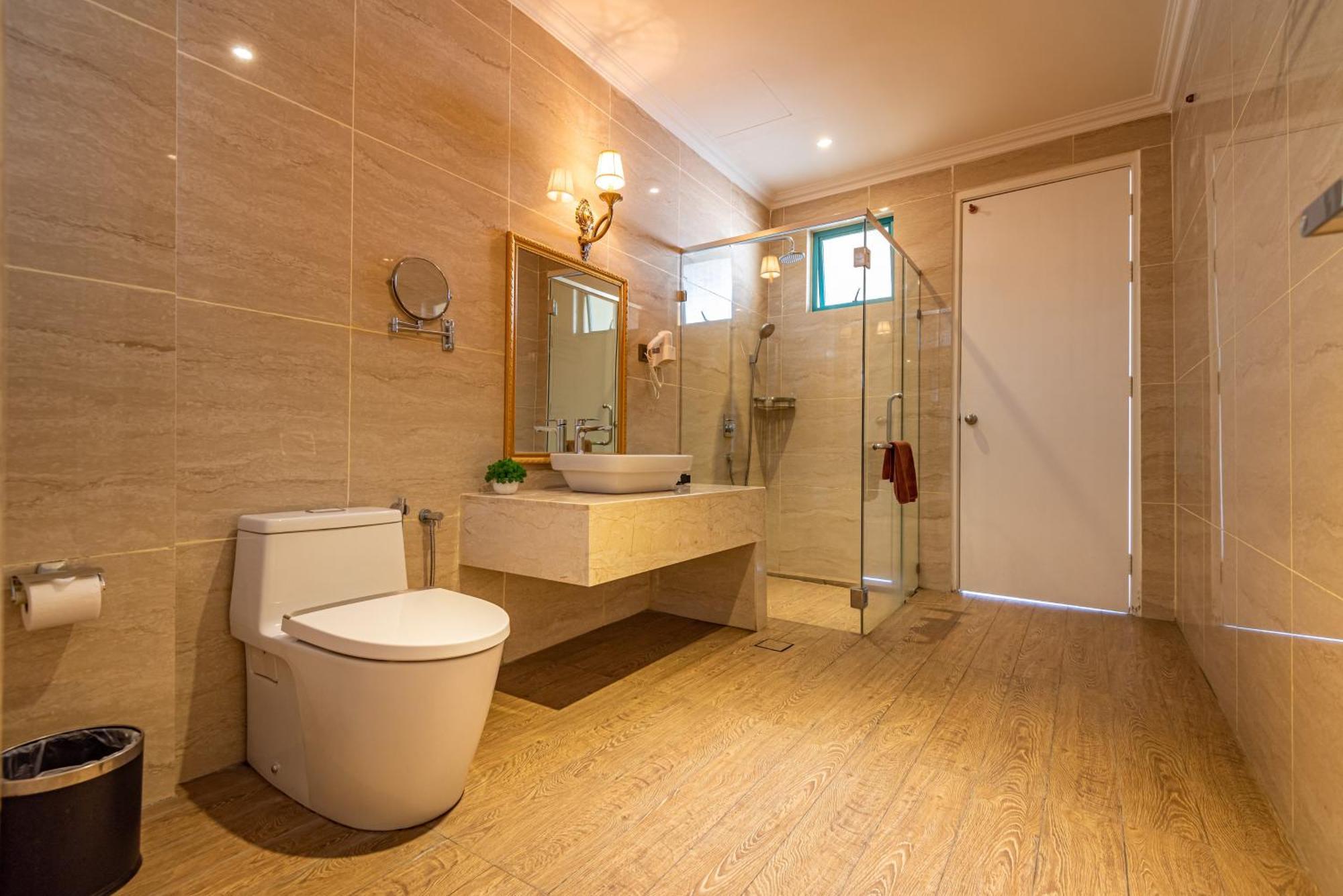 פורט דיקסון Tasik Villa International Resort מראה חיצוני תמונה Bathroom
