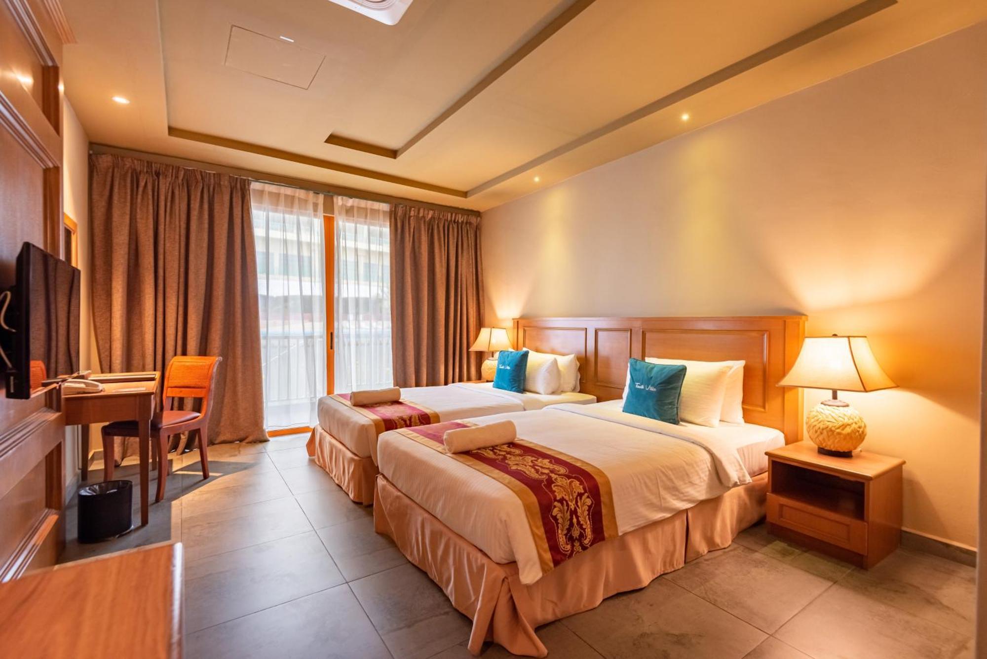 פורט דיקסון Tasik Villa International Resort מראה חיצוני תמונה Deluxe Room